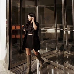 Meet your Posher, Ana